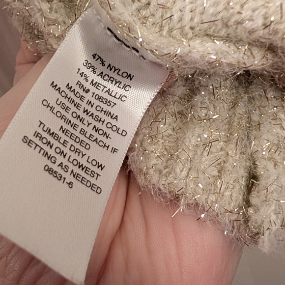 ⭐3/$21⭐Worthington Sparkling Sweater - Picture 6 of 6